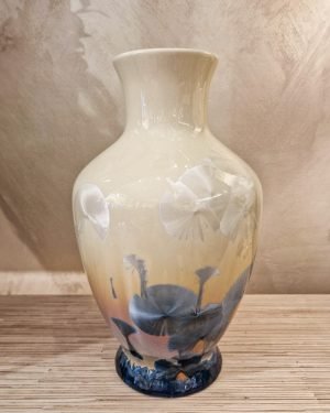 vaso flambè in vetro azzurro