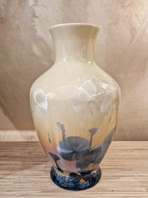 vaso flambè in vetro azzurro